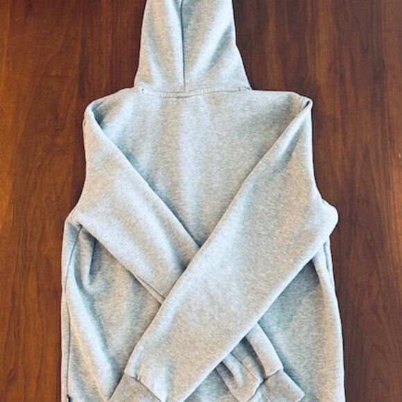 CLEARANCE!  PUMA - Men's "Subtle Lettering" grey hoodie - Size S - Picture 10 of 11